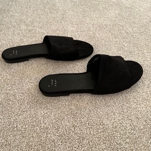 a new day Black Heidi Slides Sandals